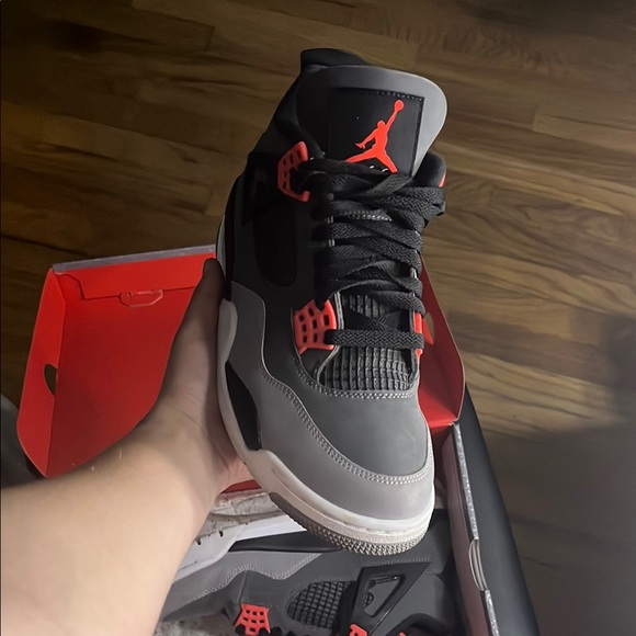 jordan retro 4 size 8 mens